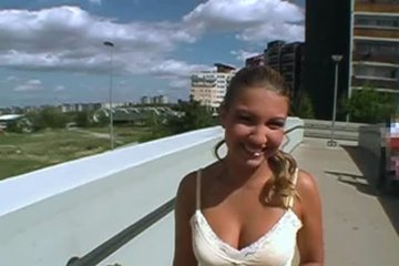Аппетитные щелочки для фаллоимитатора