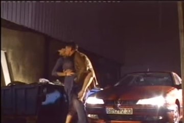 Страстный секс под проливным дождём
