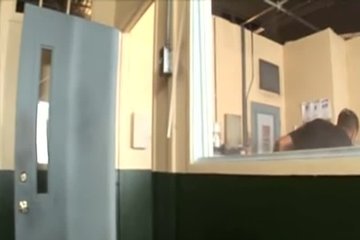 Допрос брюнетки с пристрастием и страстью