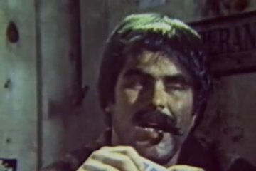 Солдат проиграл жену в карты