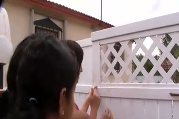 Три подруги решили расслабиться