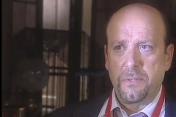 В одной из комнат замка парочка развлекается