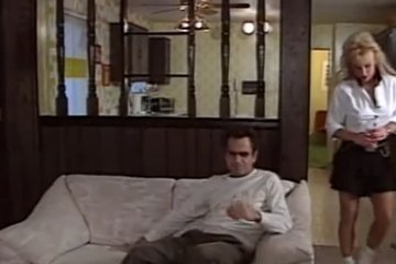 Розовая киска увлекла парня