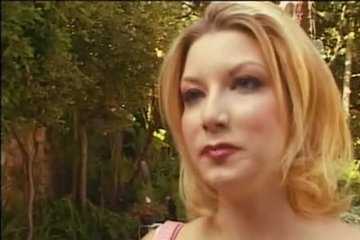 Кристал решила показать своё сексуальное тельце