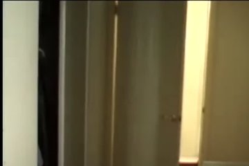 Подглядывание за новой моделью в ванной