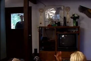 Сосед помешал просмотру фильма