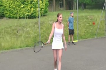Большой теннис сиськи и пенис