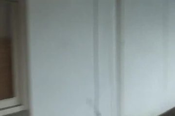Милашка решила раздеться на камеру
