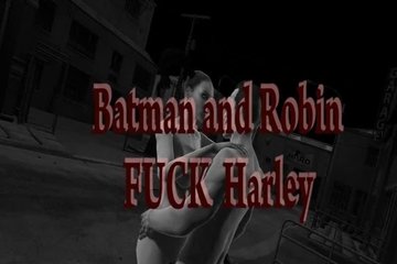 Групповое порно с Batman и Robin