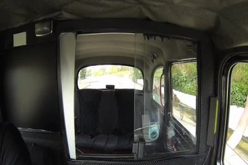 Пассажирка очень хочет порно славы