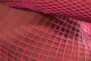 Темнокожие девушки без энтузиазма знакомились