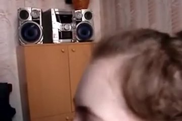 Соске приходилось держать писюнчик всё время в ротике