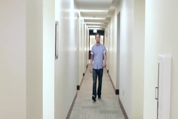Мужик слил сперму на лицо