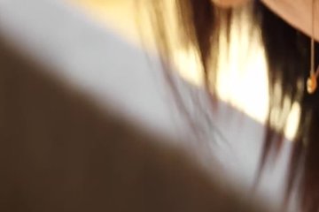 Заявился в разгар страсти