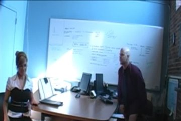 Офисная продажная красотка
