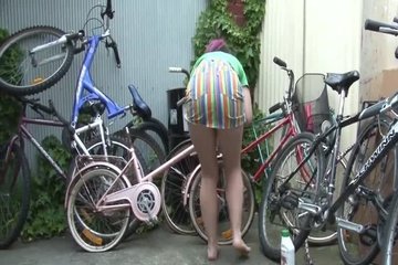 Старенький вибратор очень пригодился