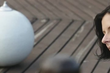 Трах двадцатилетней плоскогрудой тёлочки на свежем воздухе