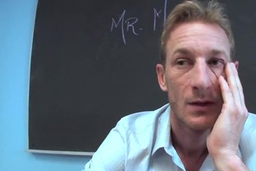Давалки по очереди скачут на хую паренька