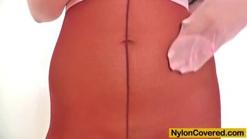 Развлеклась с небольшим дружком