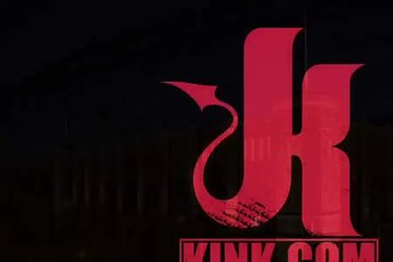 Хардкор фетишистский секс с пленницей