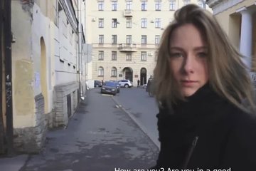 Худая сучка трахается на порно кастинге с агентом