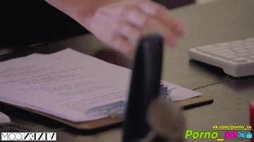 Мужик страстно имеет привлекательную Лану Роудс раком