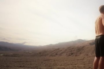 Красивый секс парней в путешествии