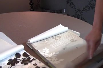 Похотливая продавщица отдалась чернокожему покупателю