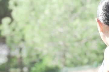 Жопастая латинка трахается с негром на пристани
