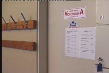 Электрика соблазнила смазливая девушка