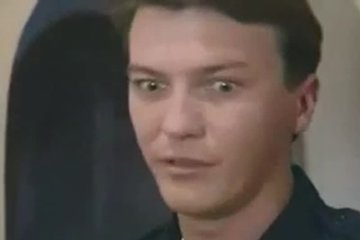 Отвлекла внимание этих палицейских