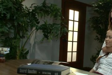 Красивые азиатки обожают БДСМ секс в разных позициях