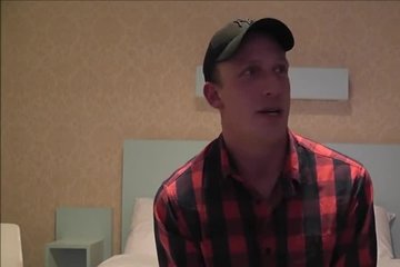 Спортивный парень заснял секс с Amber Deen на камеру мобильного