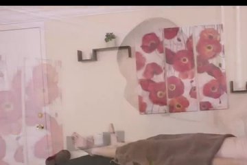 Связала клиента на массаже и надрочила елдак