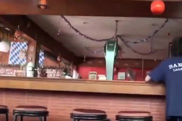Снял и выебал в Таиланде двух сочных шкур