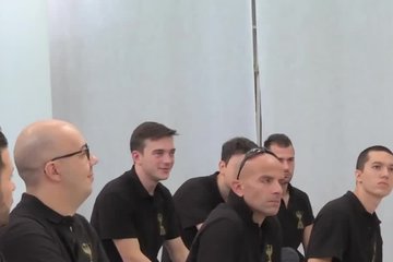 Rocco Siffredi трахает с корешем троих развратных шкур во все дыры