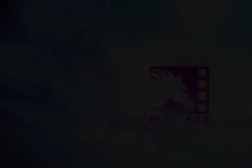 Брюнетка с красивой грудью сладко сосет и трахается с парнем