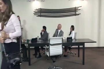 Горячая деваха Абелла Дейнджер трахается с властным начальником в офисе