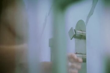 Курносая нимфоманка Abella Danger жарко ебется с черным соседом