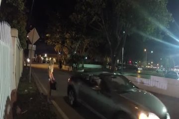 Мужик связал блондинку и выебал на улице в тугую щелку
