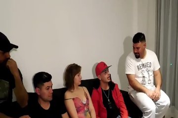 Свингеры снимают квартиру для своей бурной тусовки