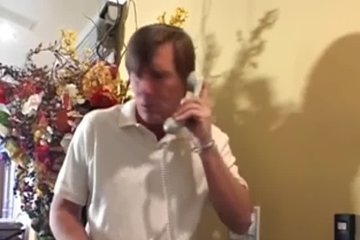 Мужик приехал на секс туризм в азию