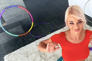 Хотела спортом заняться, но была страстно выебана мужиком