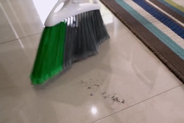 У пацана сегодня всё не ладится, но хоть мачеха удовлетворила его сексом