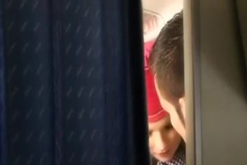 На этом самолёте стюардессы совершенно безотказные