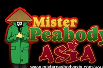 Сладенькая азиаточка дрочит свою киску