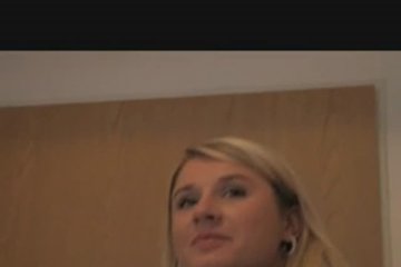 Опять пришла поебаться к этому чуваку